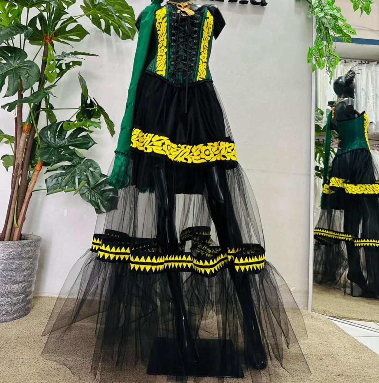 Vestido Victoriano con Bordado Mazateco 2 piezas