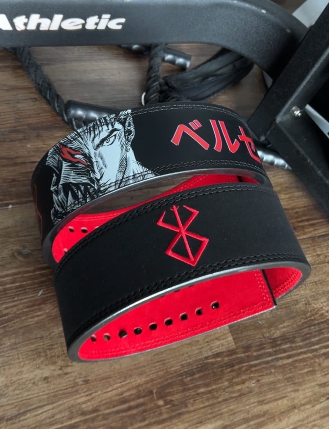 Cinturon de cuero 13 mm, diseño Berserk Guts