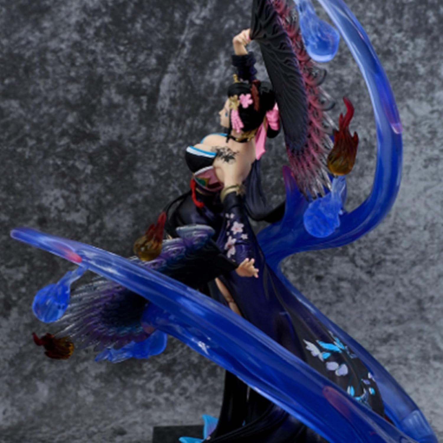 Figura Nico Robin 30 cm