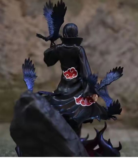  Figura itachi akatsuki 25 CM