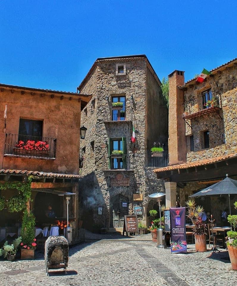 VAL' QUIRICO Y RANCHO DE LAVANDA