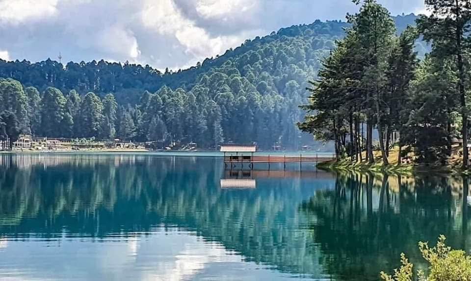 LOS AZUFRES SPA Y LAGUNA LARGA
