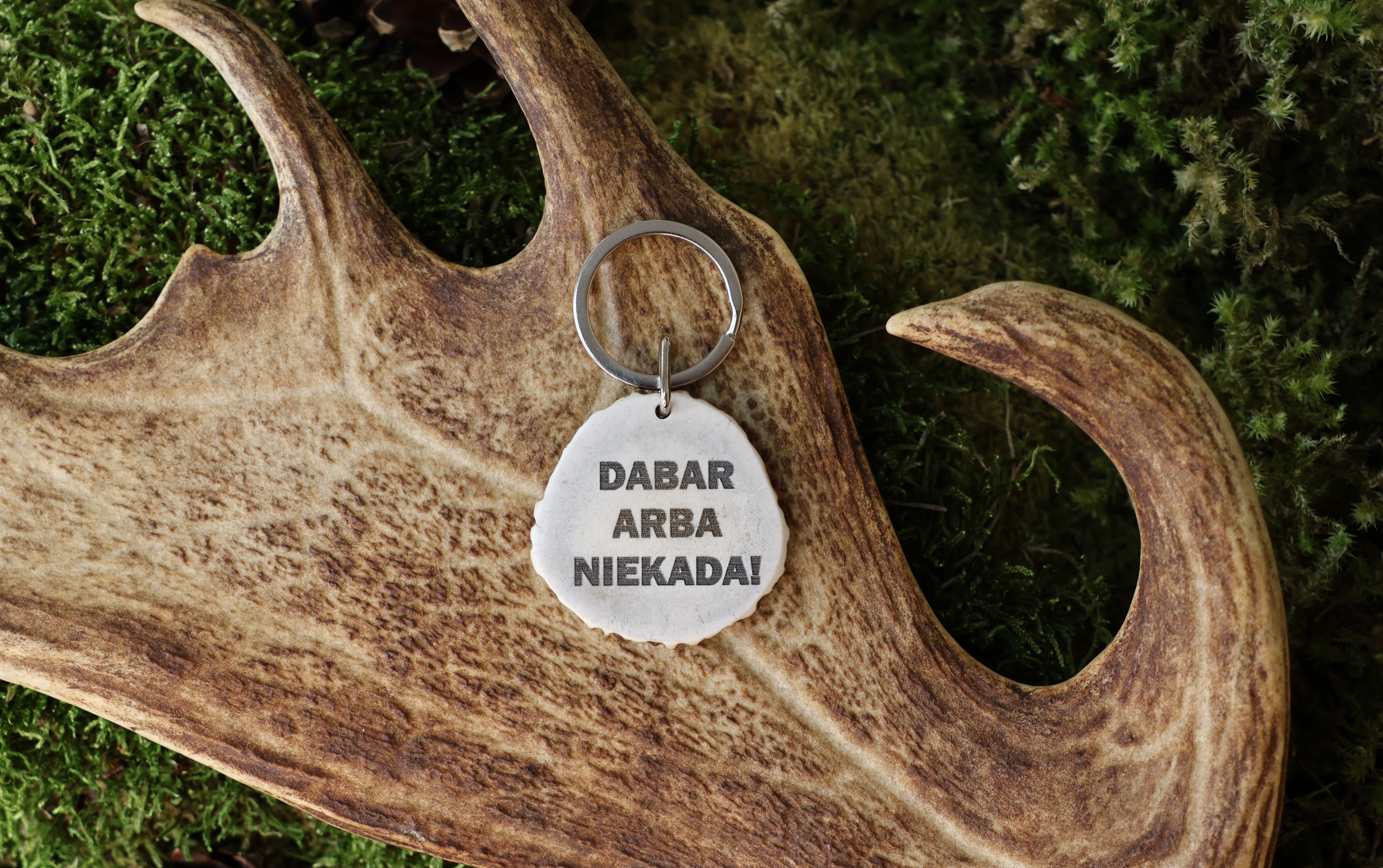 Raktų pakabukas "DABAR ARBA NIEKADA"