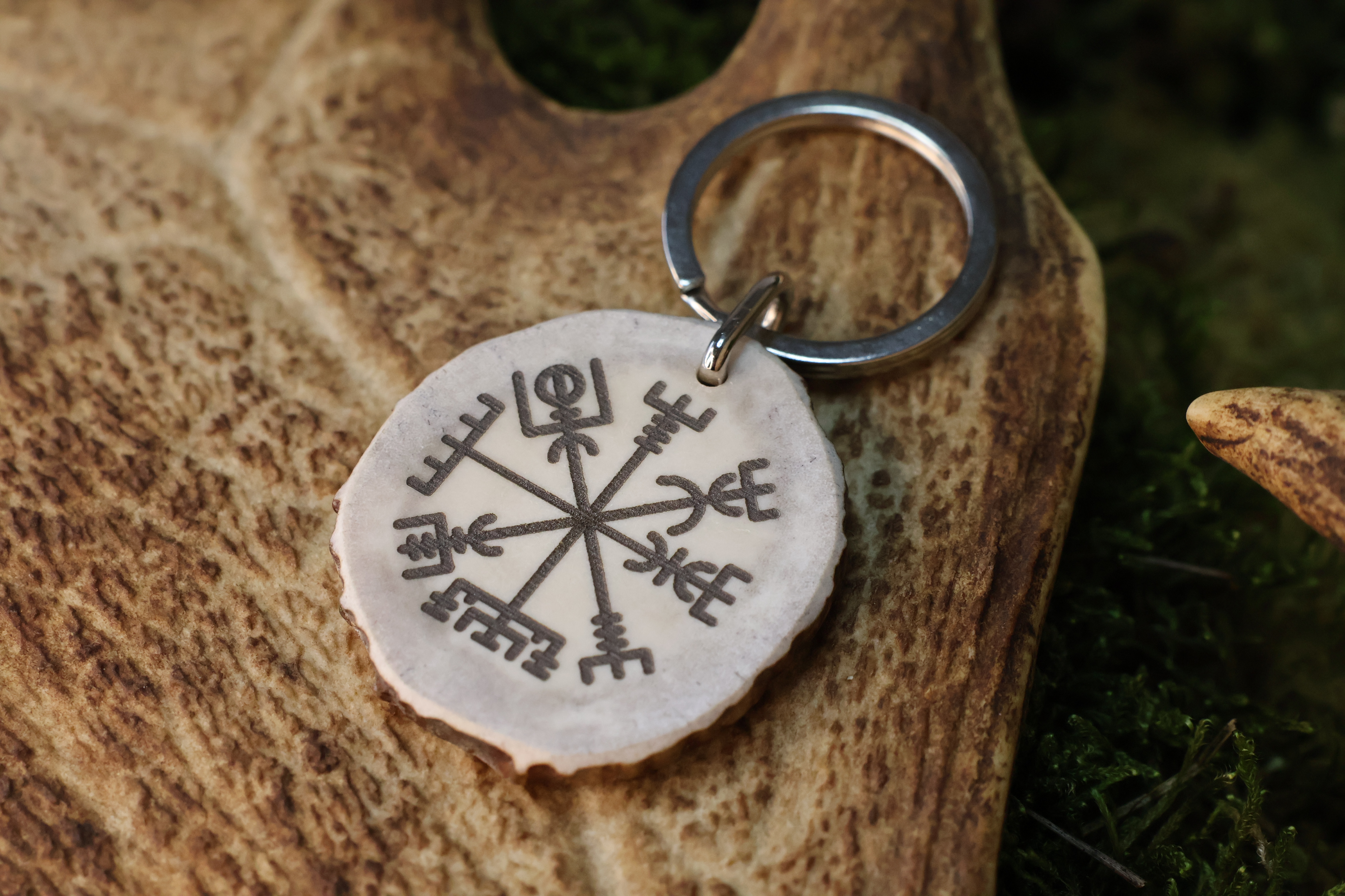 Raktų pakabukas "Vegvísir kompasas"