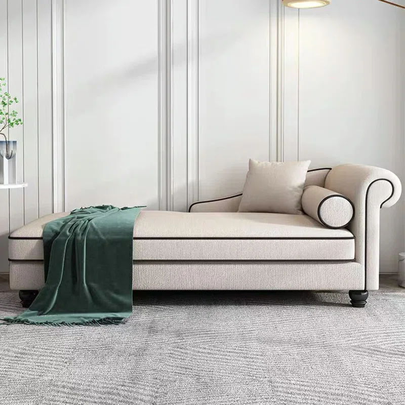 Elegant Chaise Lounge