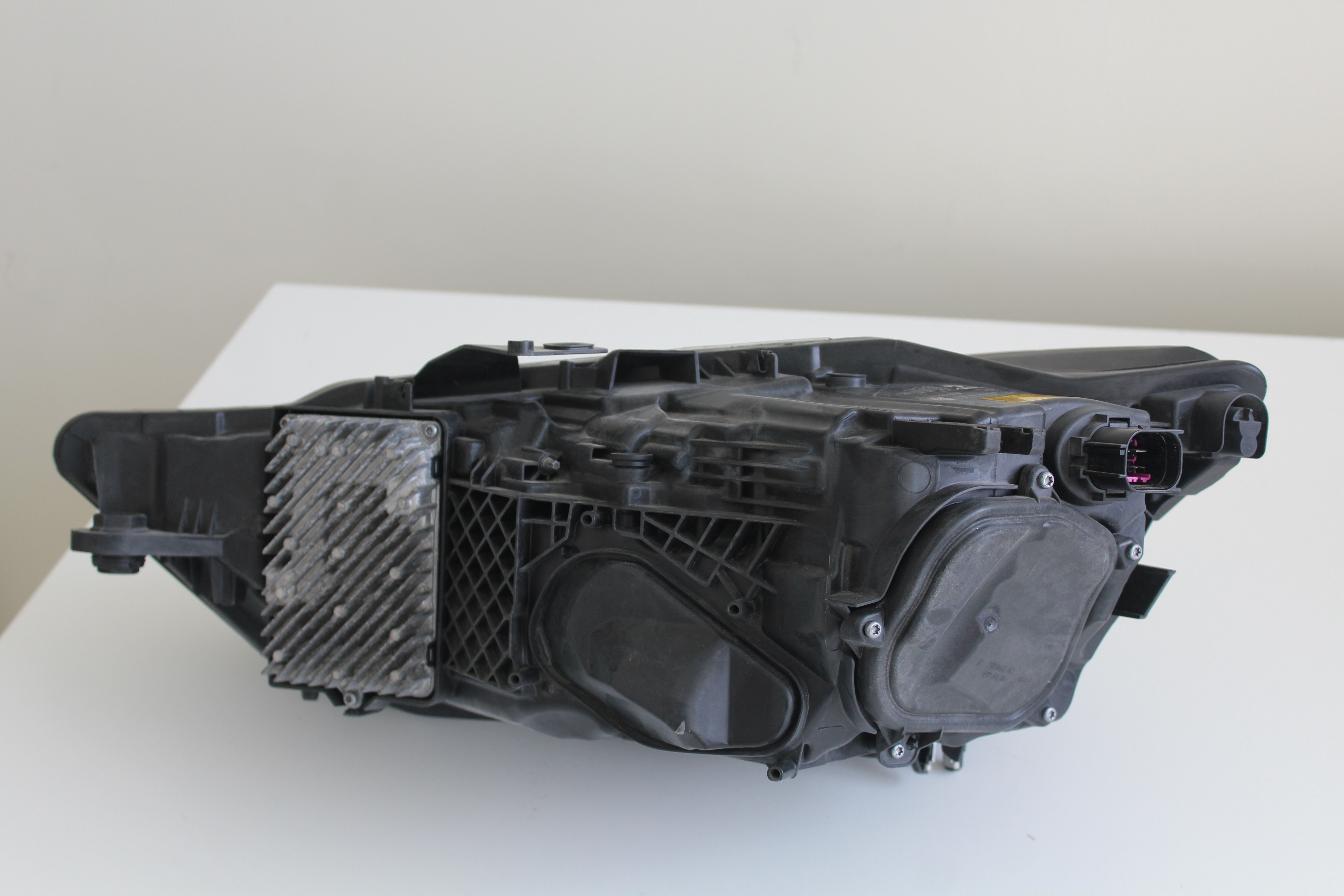 Farol Direito Matrix Laser-LED Audi A7 / S7 / RS7 (4KA)