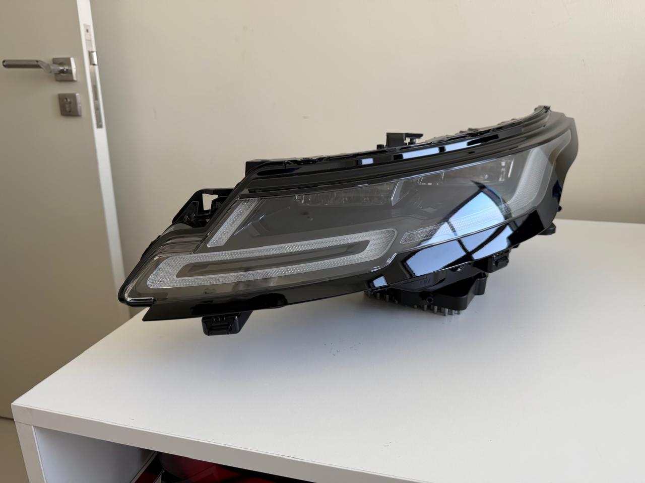 Faróis Full LED Land Rover Range Rover Evoque II (L551)