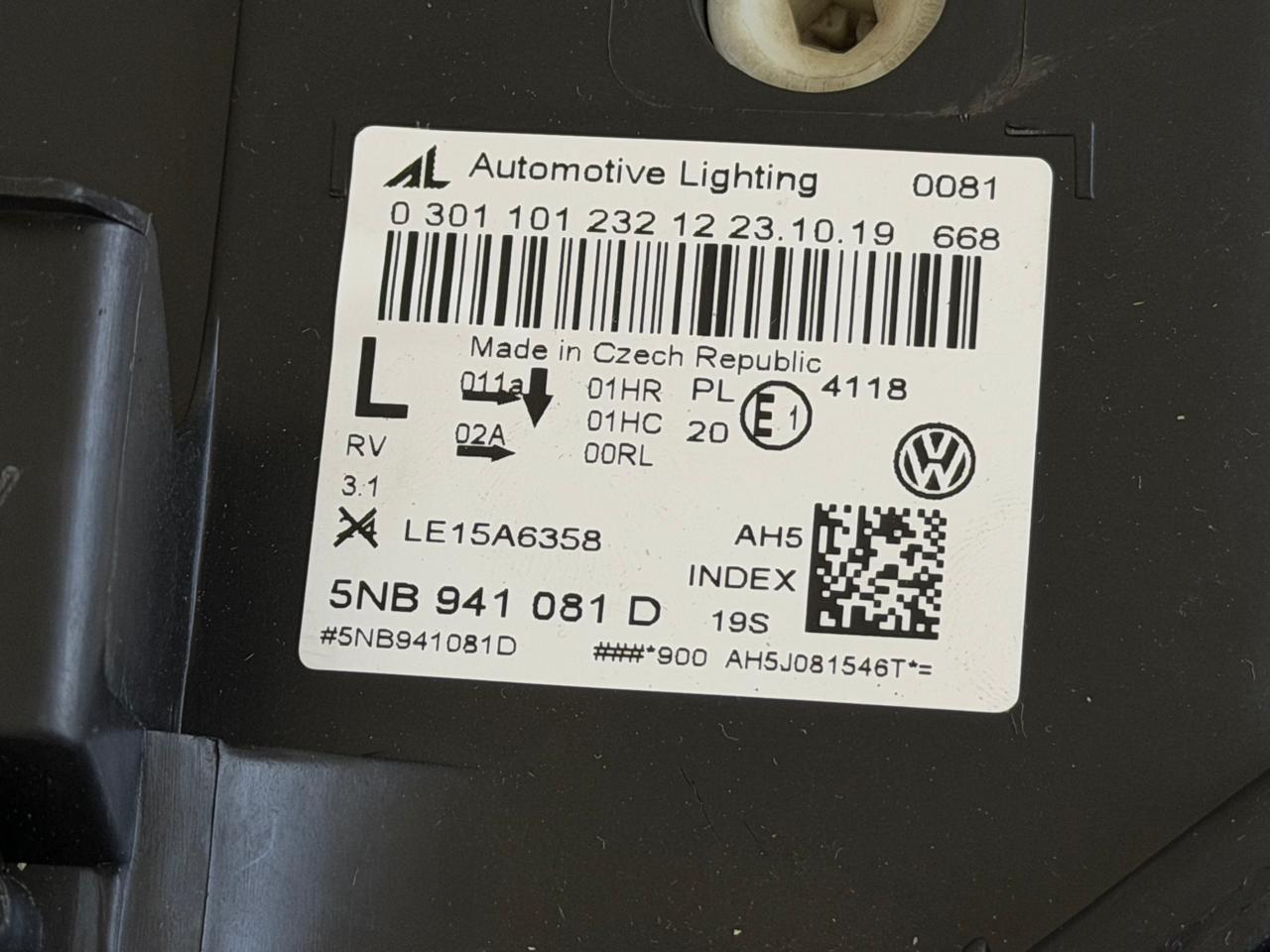 Faróis Dianteiros LED / AFS Volkswagen Tiguan (AD1 / 2ª Geração) (2016–2020)