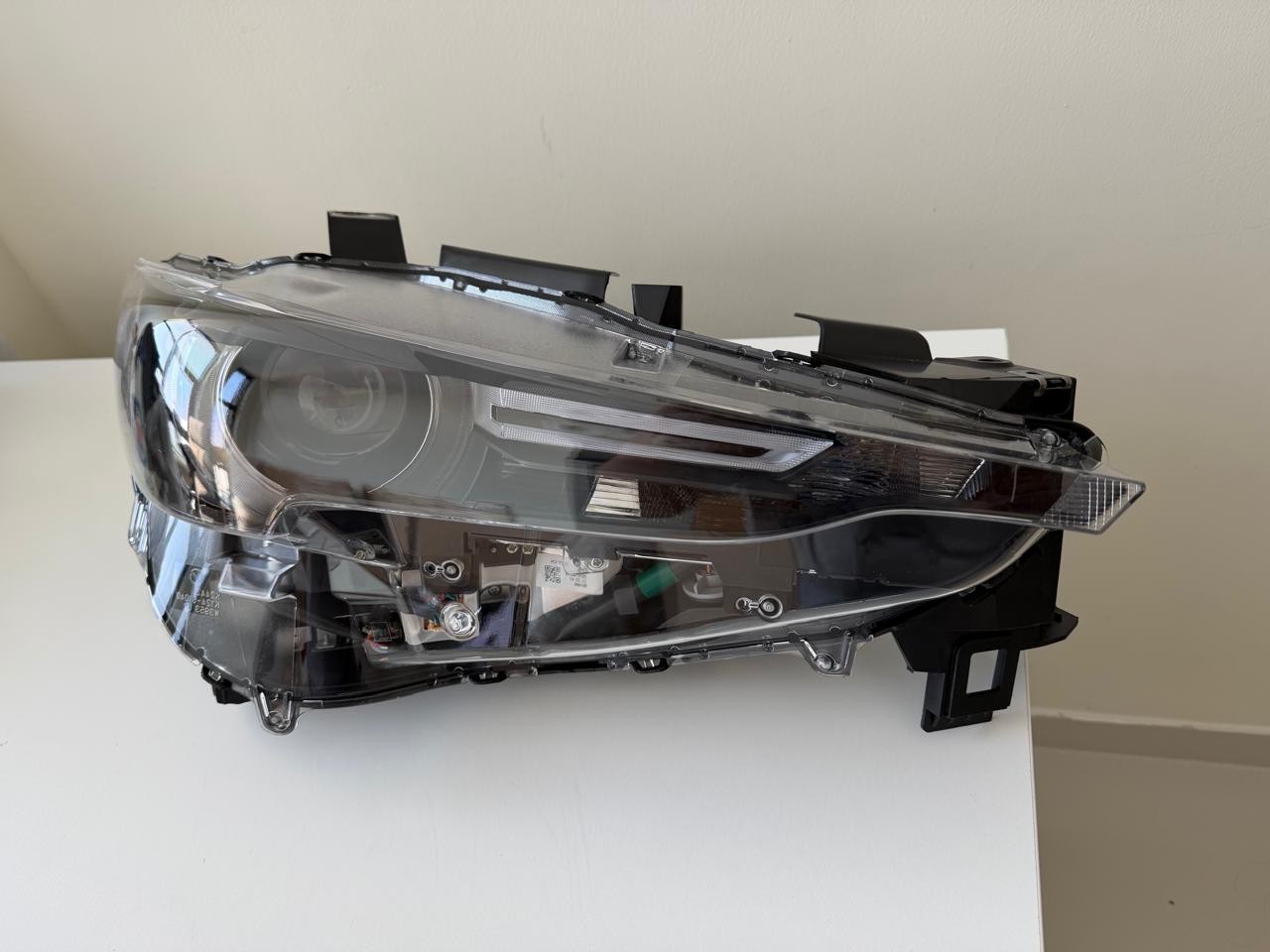 Par de Faróis Dianteiros Completos LED / AFS Mazda CX-5