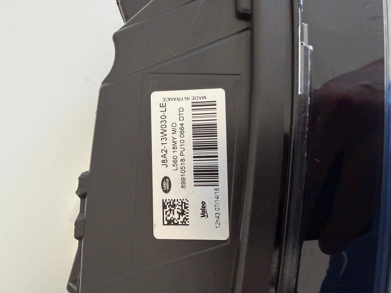 Farol Dianteiro Direito LED / Matrix AFS Range Rover Velar (L560)