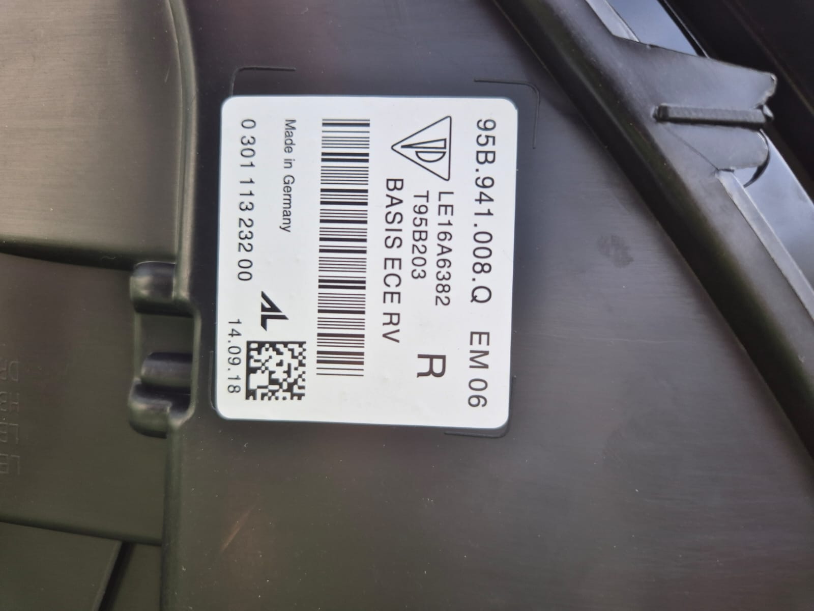 Farol Direito Full Led Porsche Macan (95B) (2016–2022)