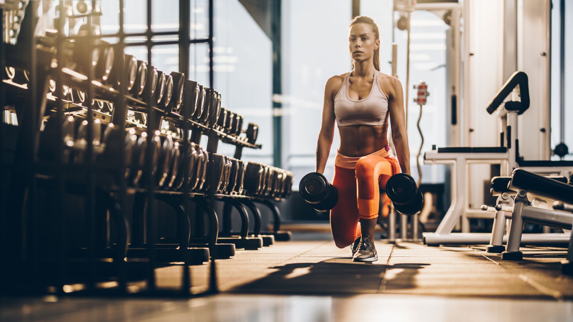 CURVAS: Glúteos y piernas más fuertes y definidos (18 semanas) 
