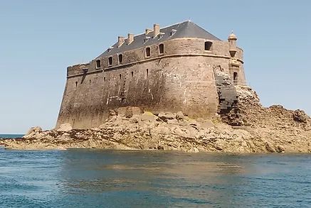  Excursion Marine 