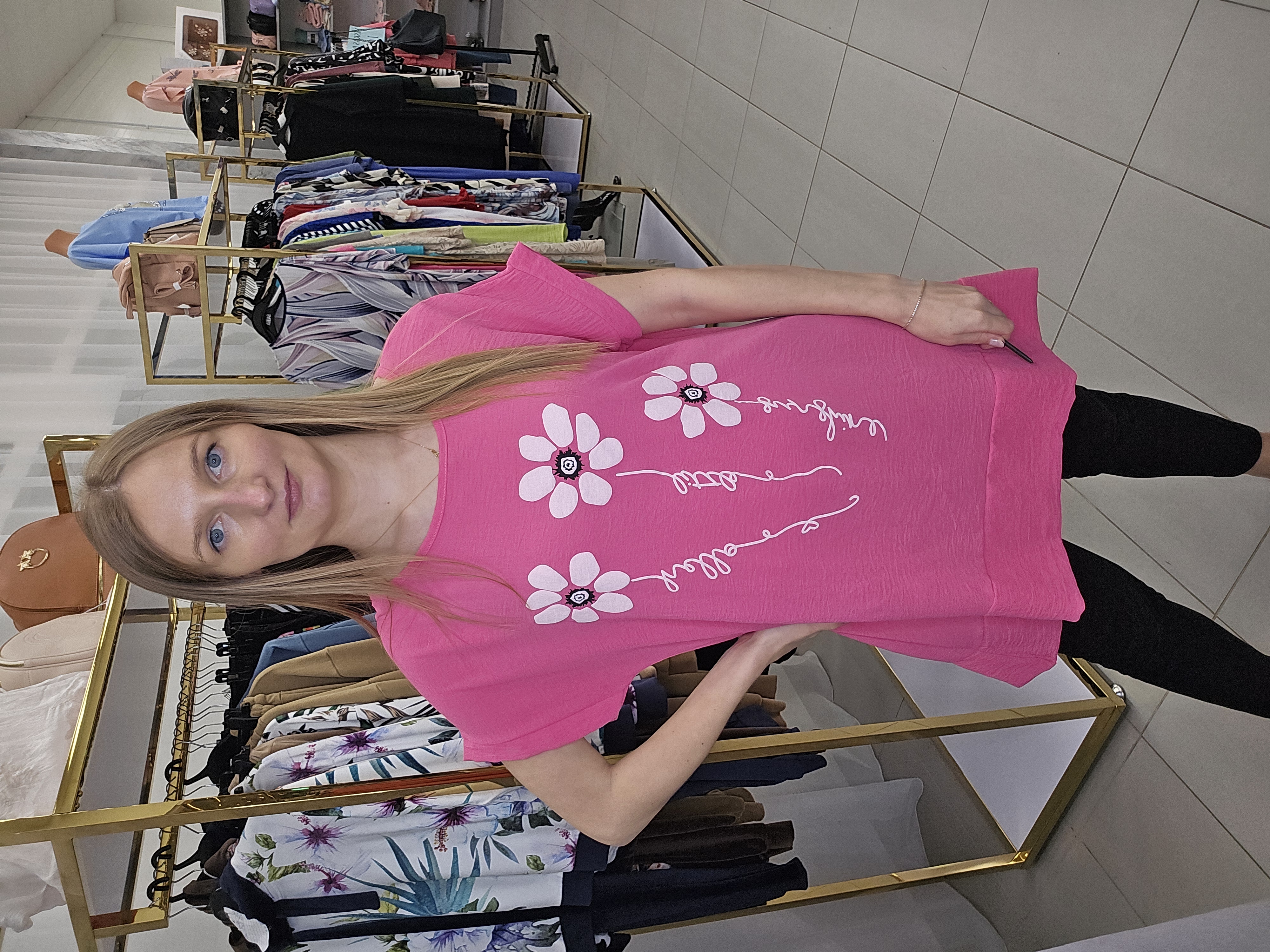 Palaidinė su gėlėmis