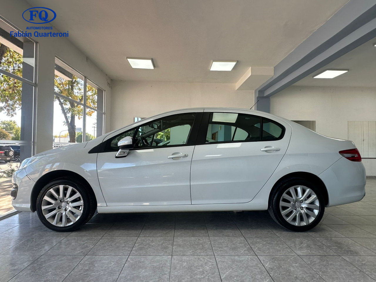 PEUGEOT 408 ALLURE PLUS THP MT 2016
