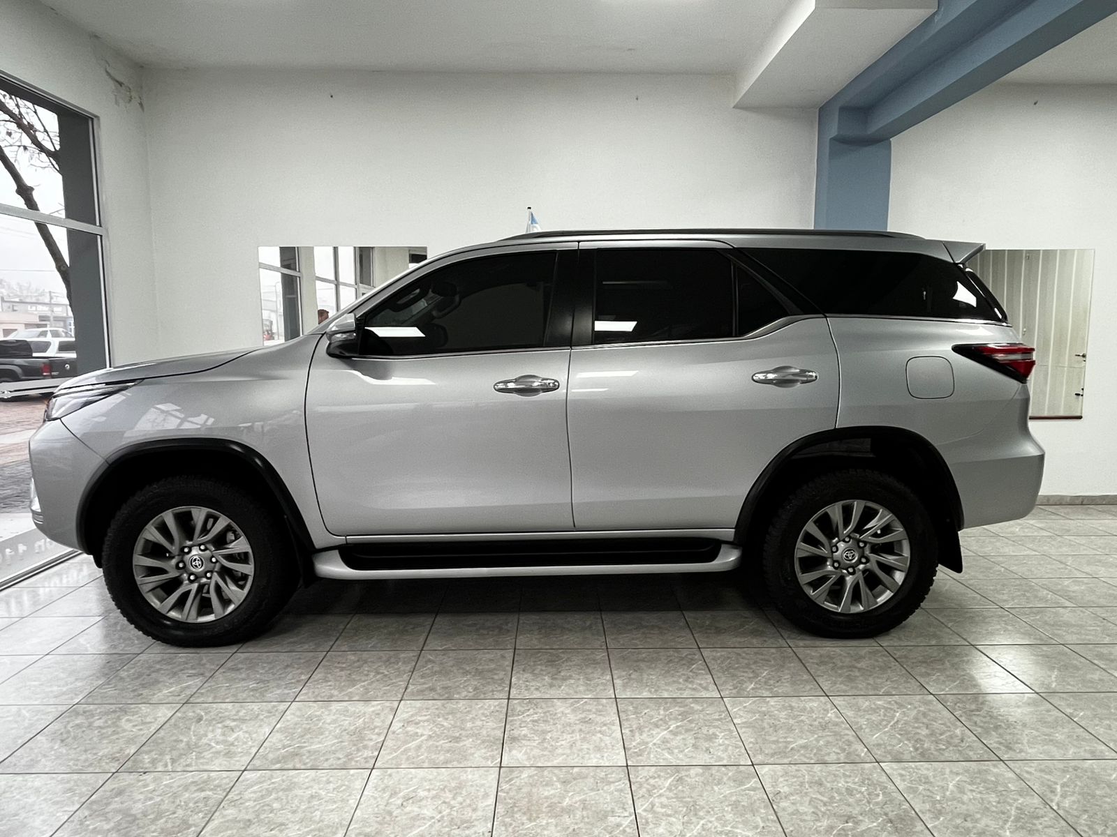 TOYOTA SW4 SRX 2.8 TDI 4X4 AUTOMATICA - 2023
