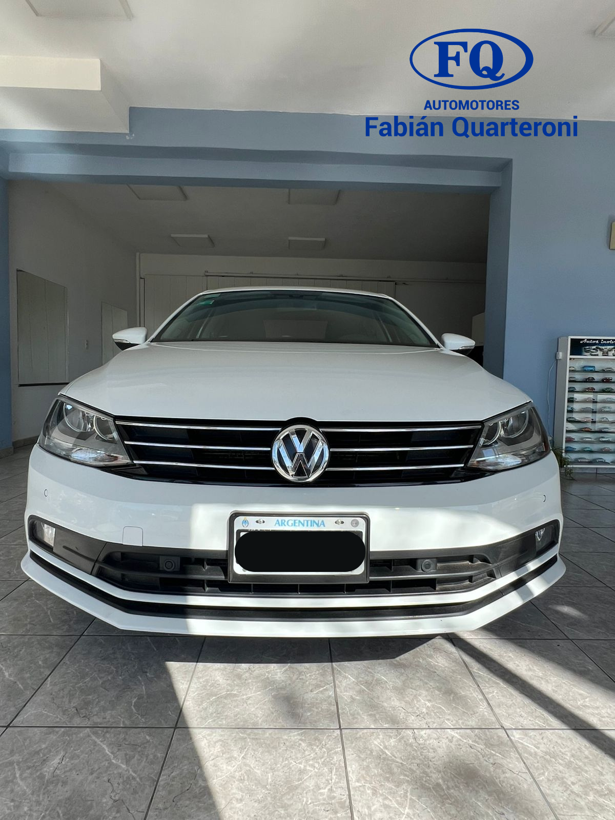 Volkswagen Vento Luxury Tiptronic 2015