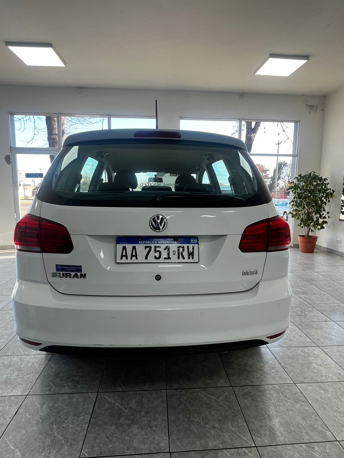 VOLKSWAGEN SURAN TRENDLINE 1.6 MSI - 2016