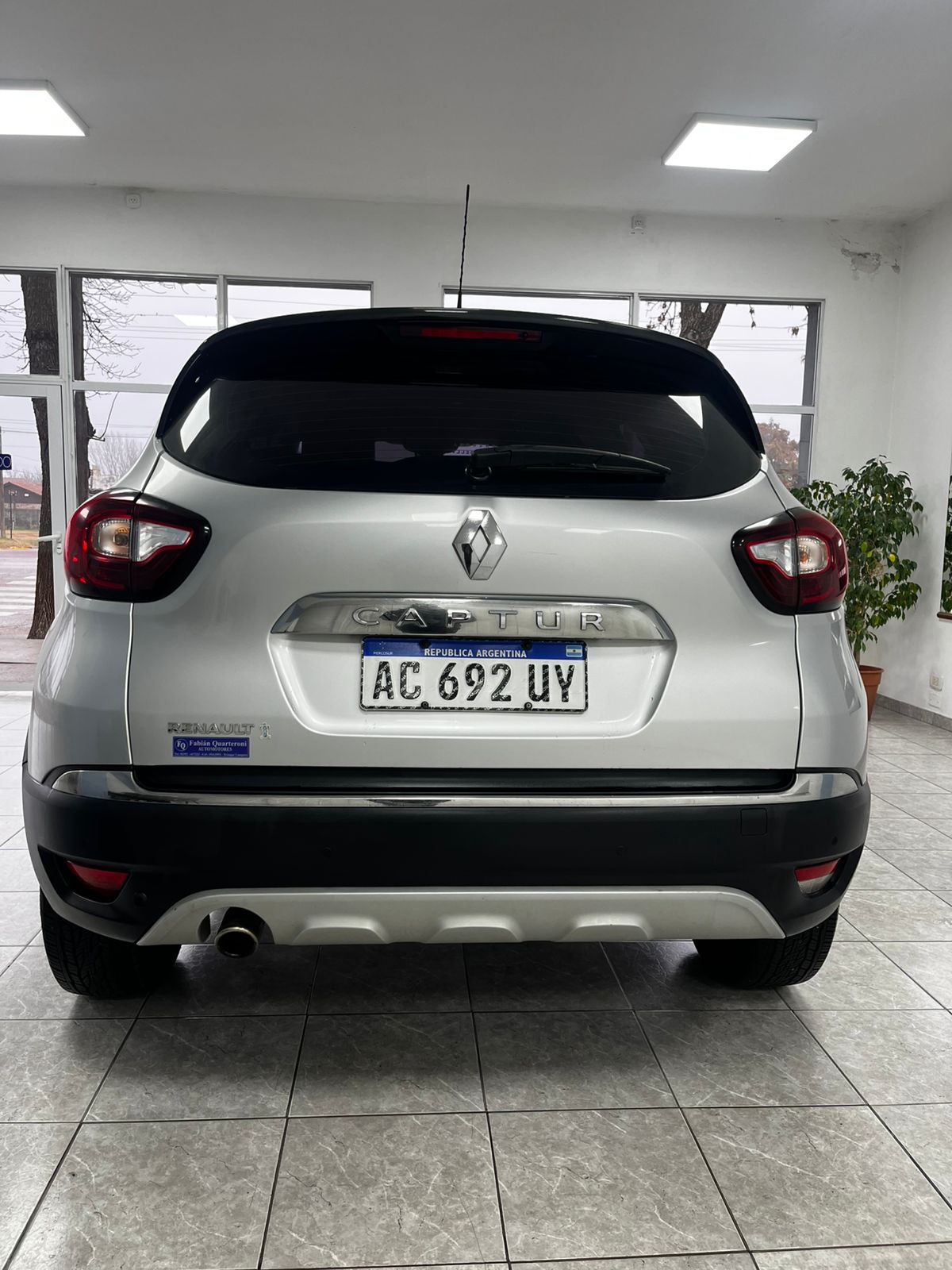 RENAULT CAPTUR INTENS 1.6 CVT - 2018