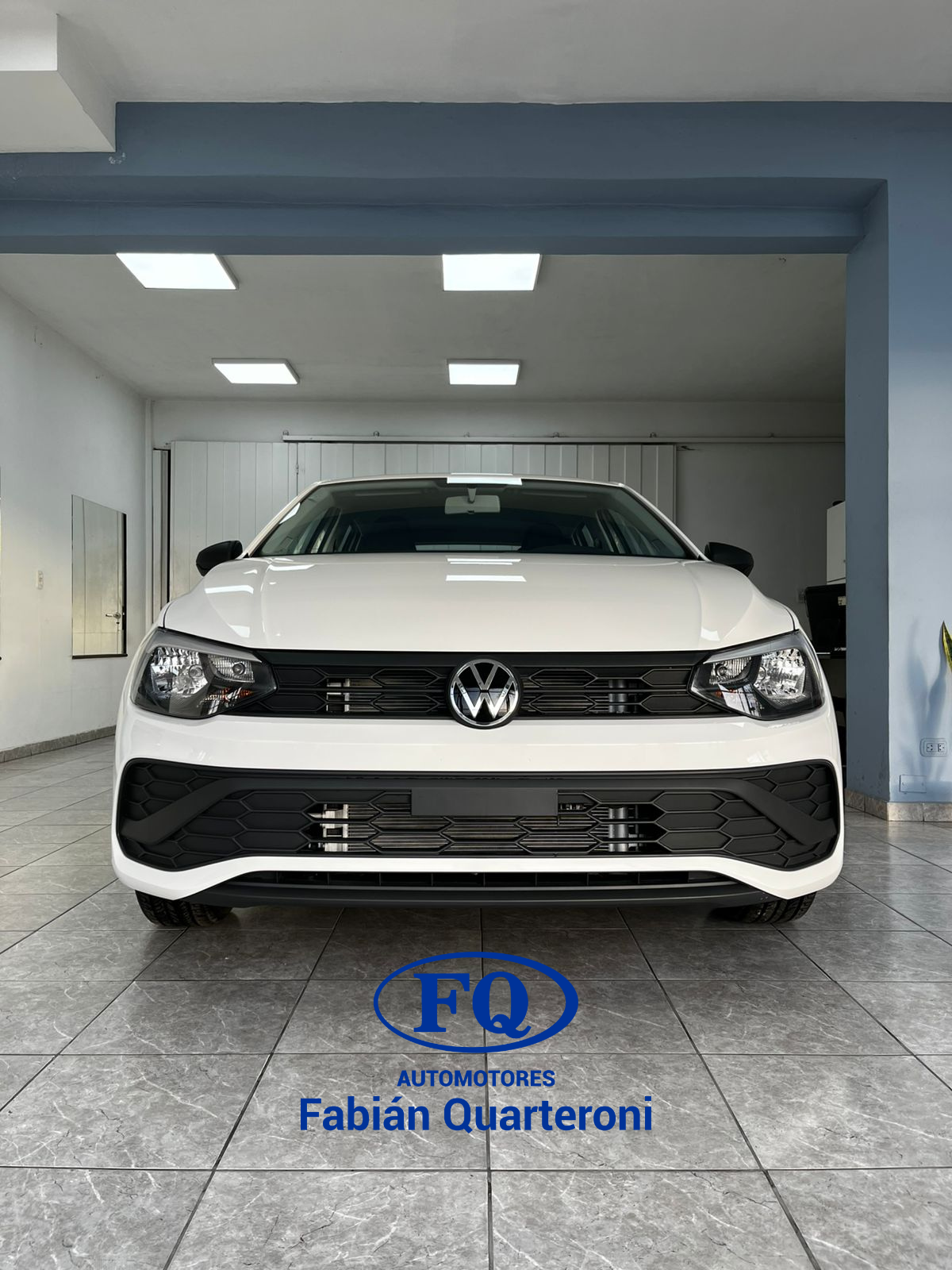 VOLKSWAGEN POLO TRACK 0KM – MANUAL – NAFTA