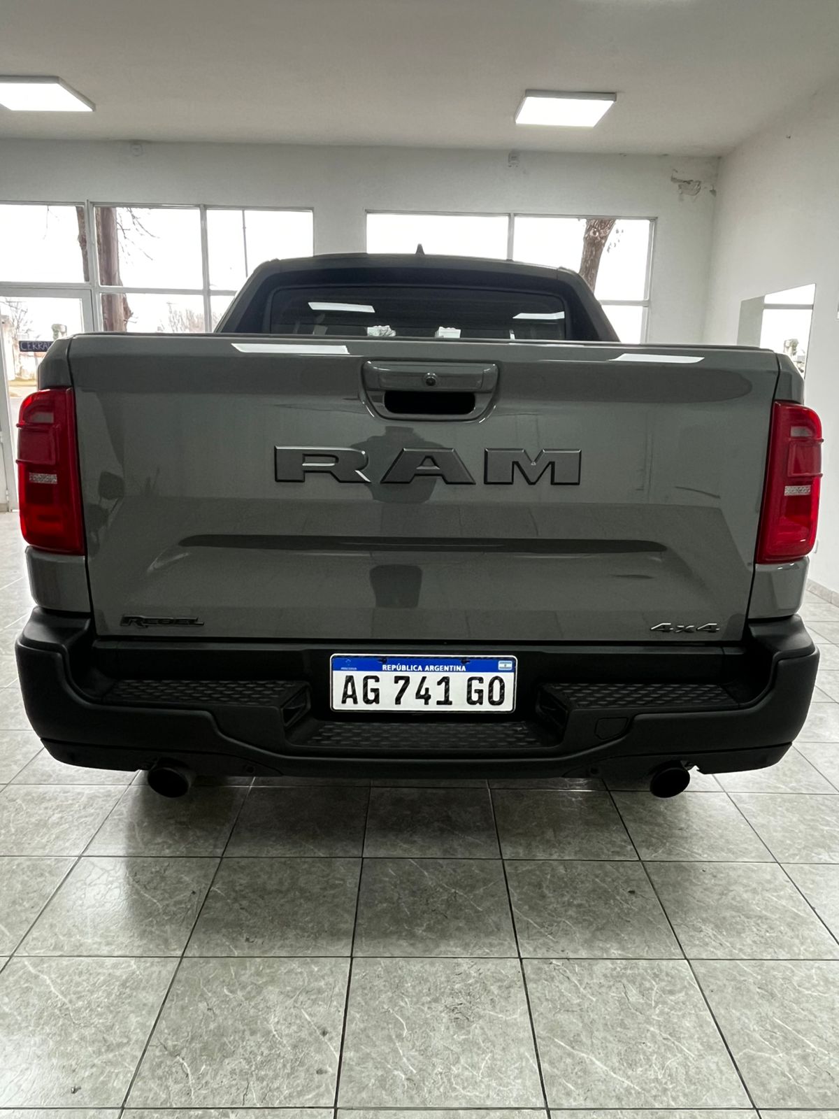 RAM RAMPAGE REBEL 2.0 TURBO 4X4 - 2024 (VENDIDA)