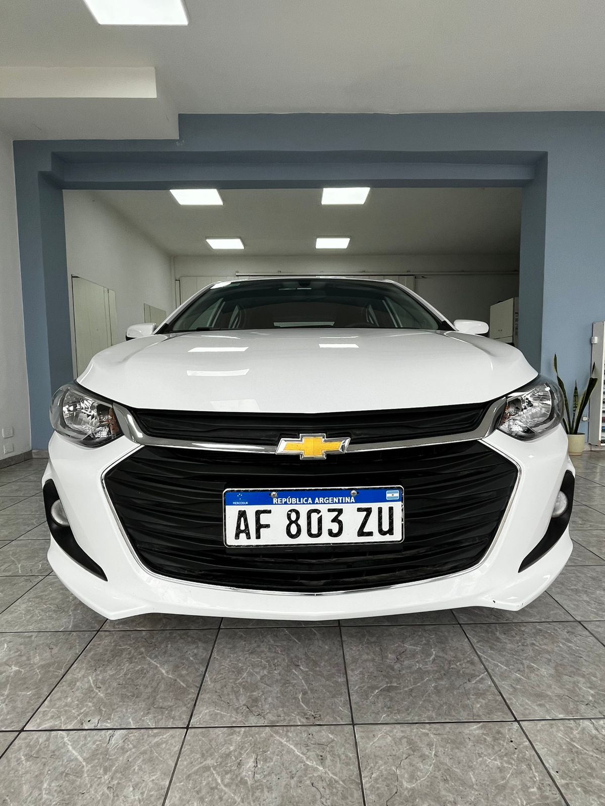 CHEVROLET ONIX 1.2 LT TECH - 2023 ¡VENDIDO!