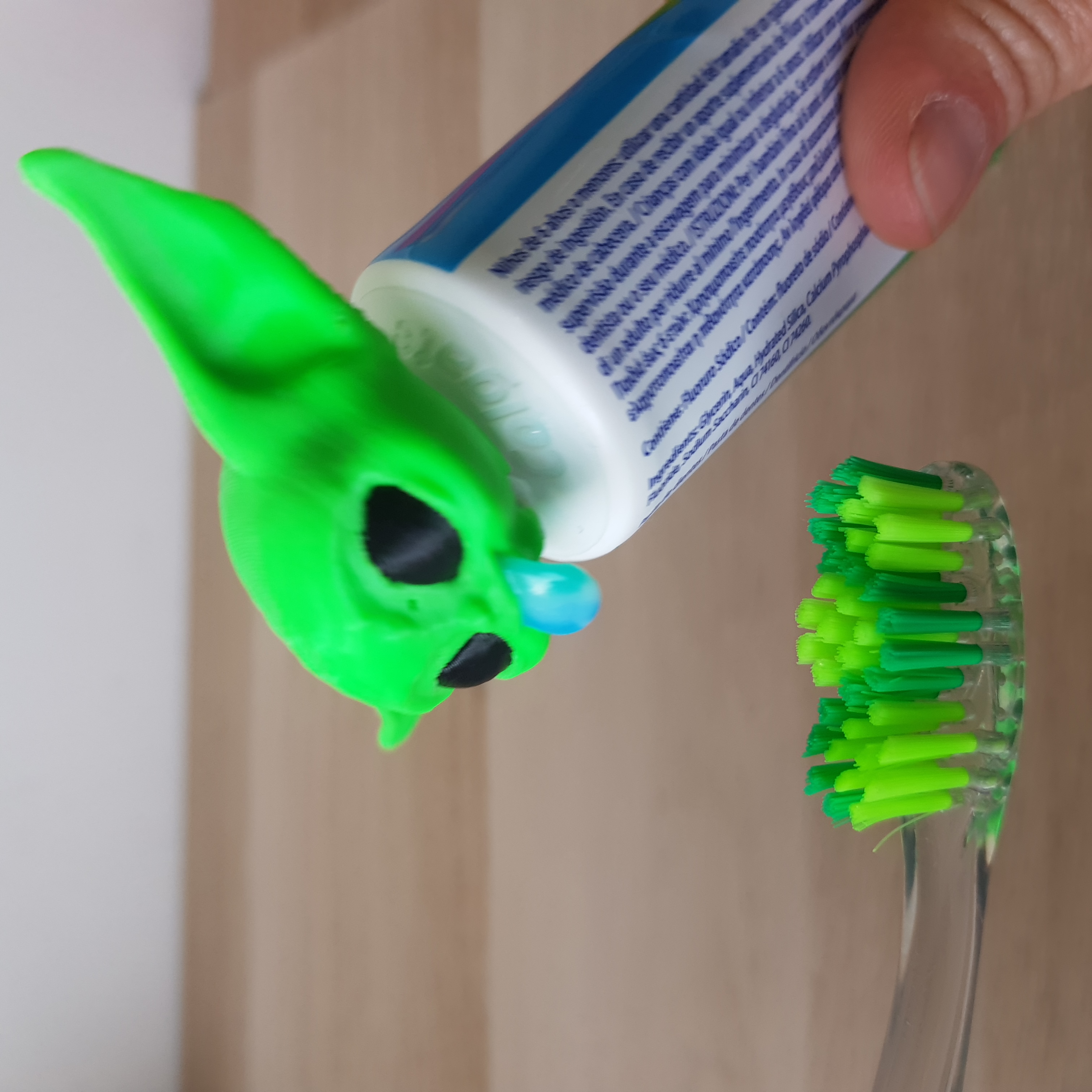 Topo de pasta de dentes Yoda