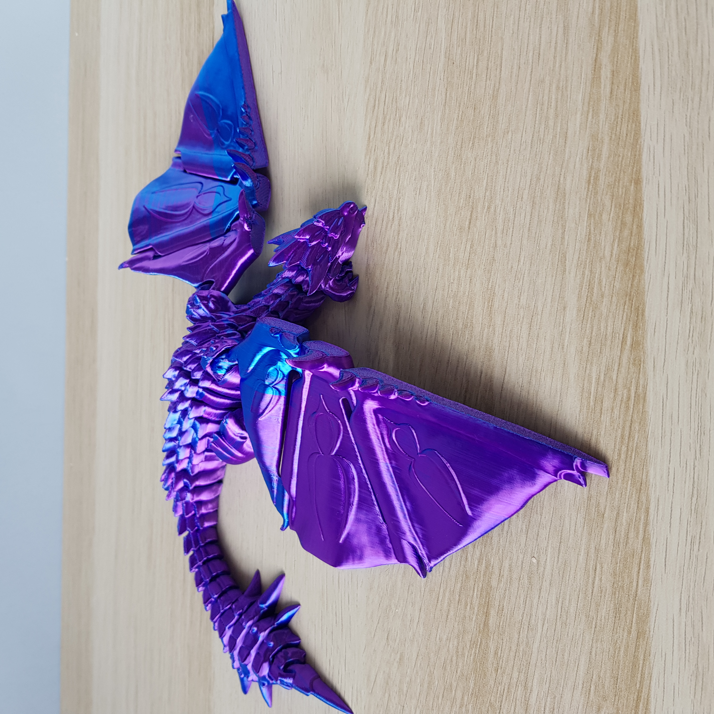 Dragão Articulado Majestic Azul e Roxo Fidget