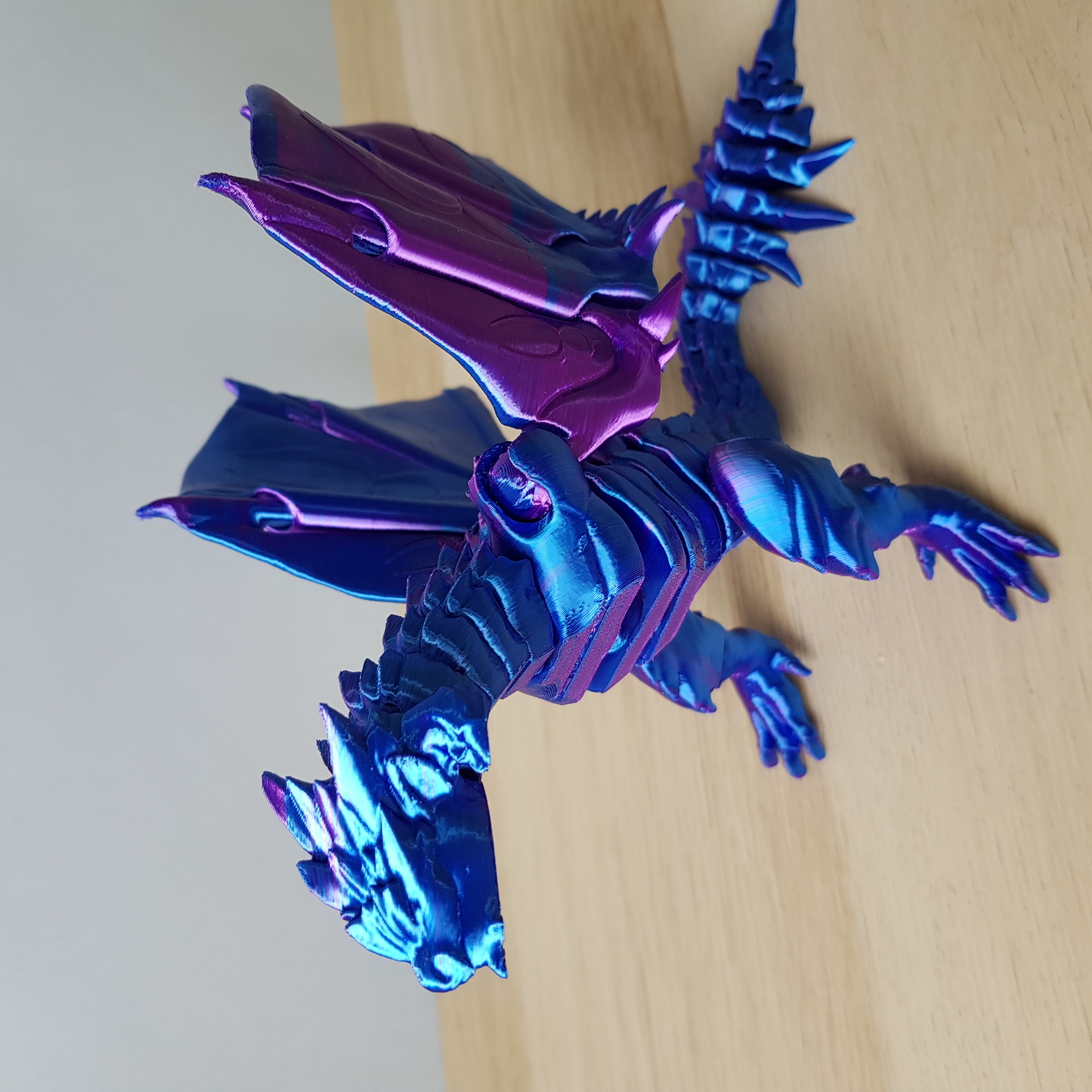 Dragão Articulado Majestic Azul e Roxo Fidget