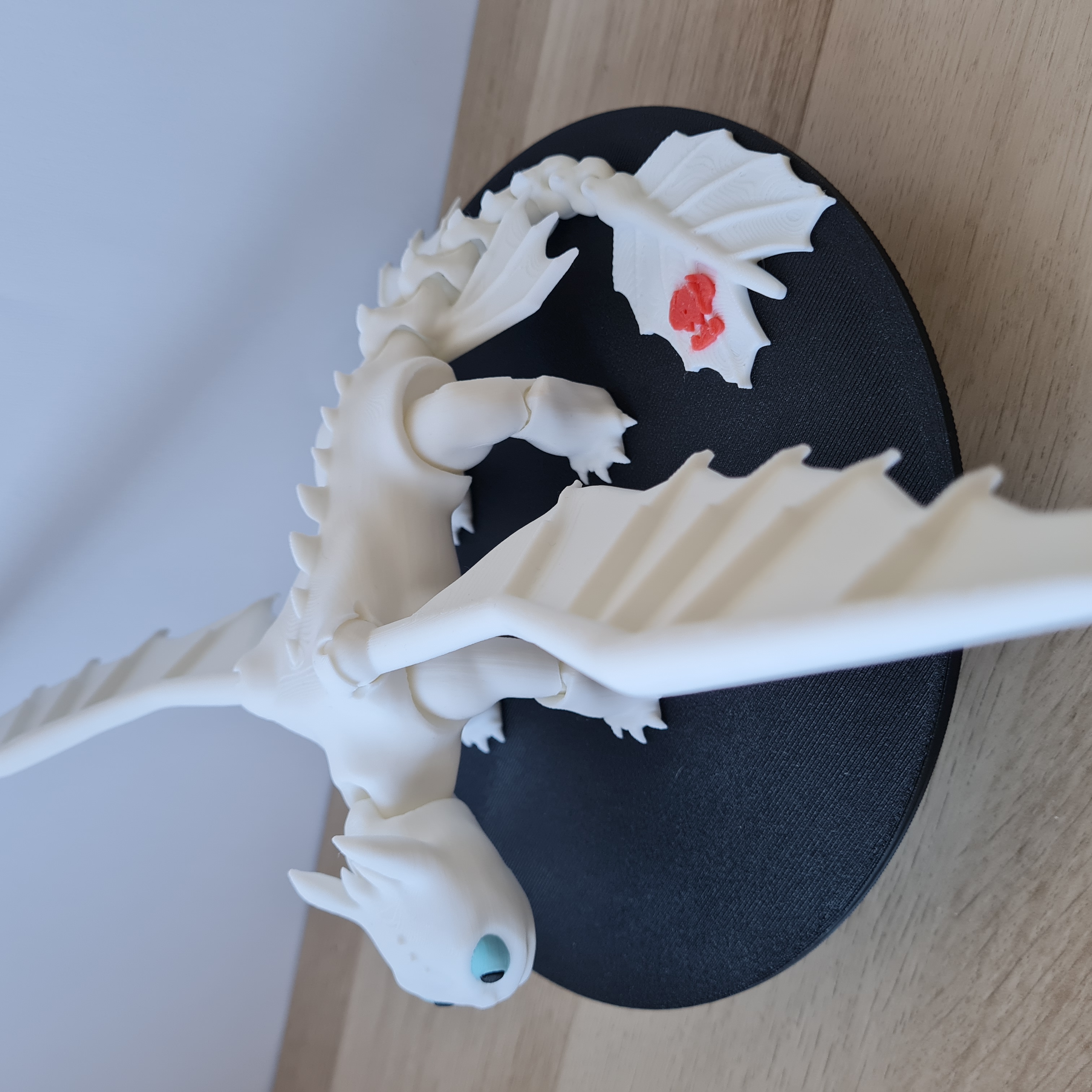 Dragão Branco Articulado – Como treinar seu dragão