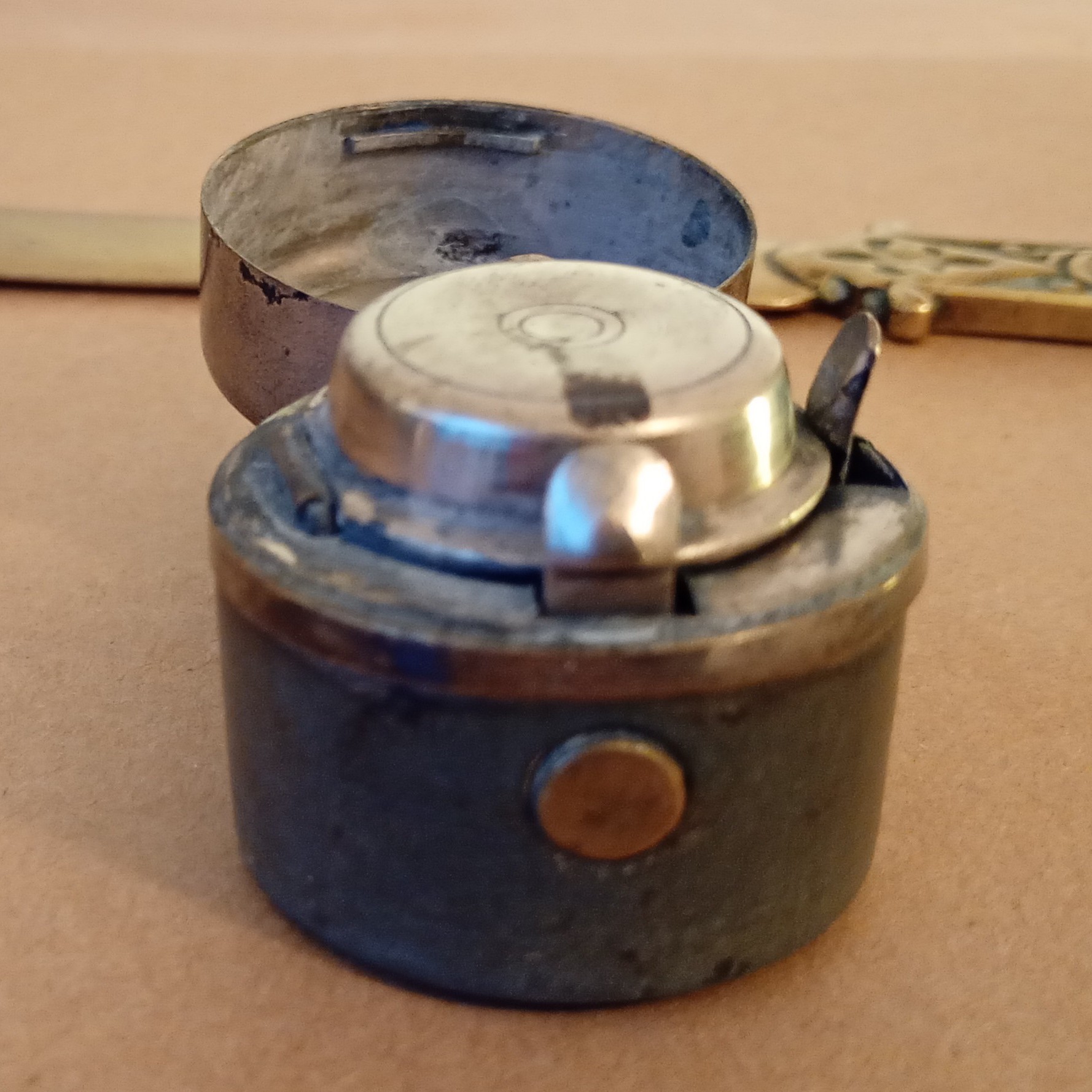 Antique Victorian Traveller's Inkwell