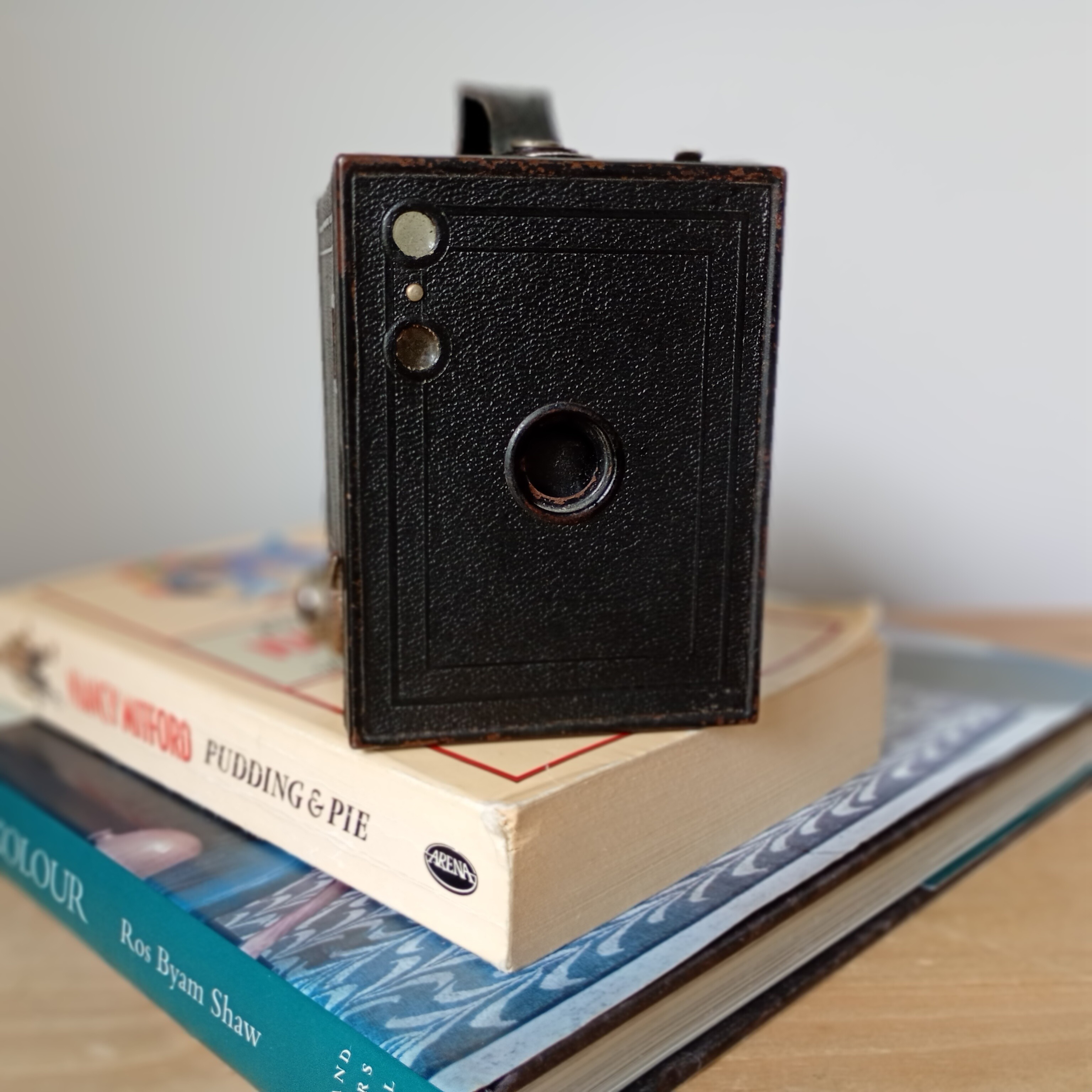 Kodak No.2 F Model Box Brownie Vintage Camera