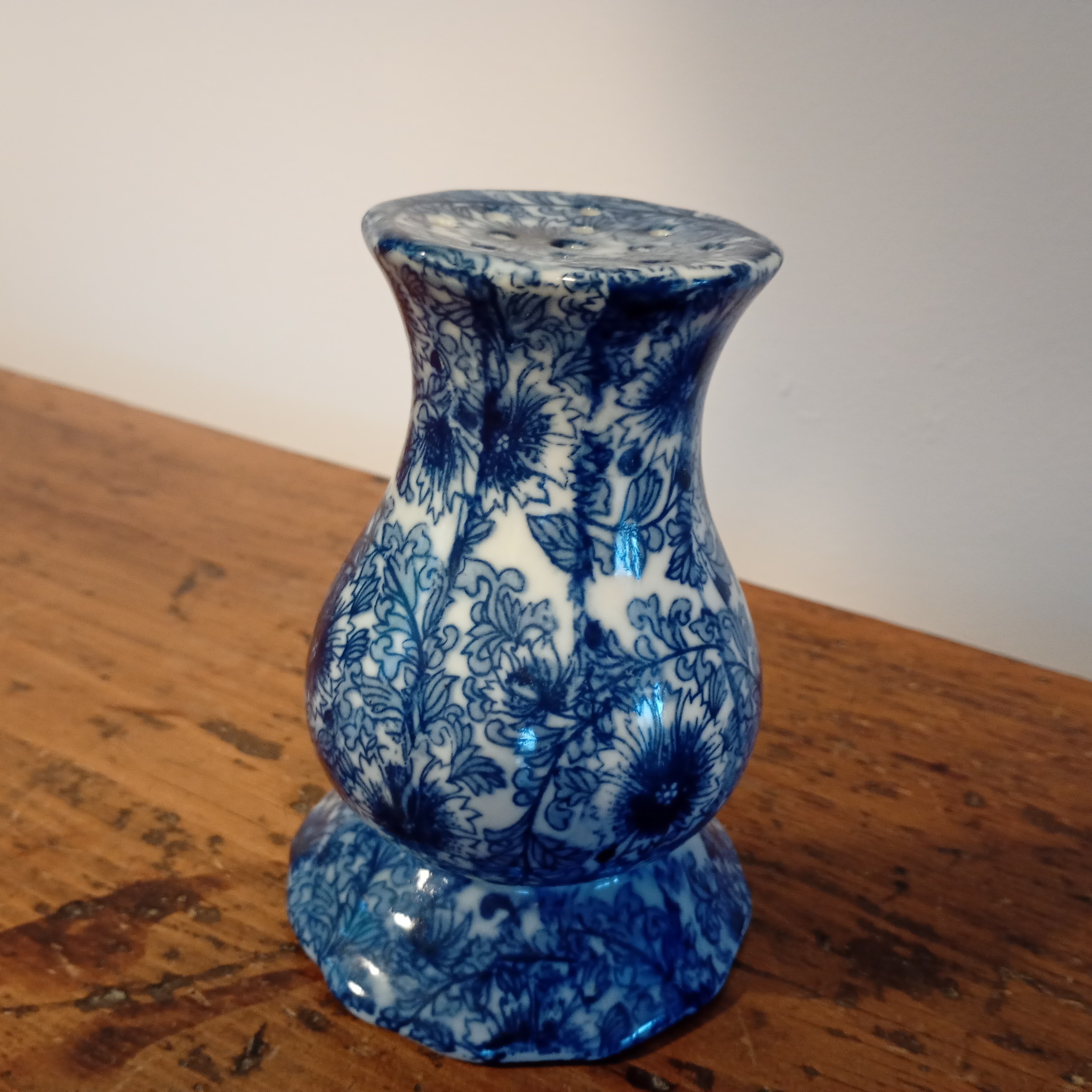 Blue and White Hat Pin Holder