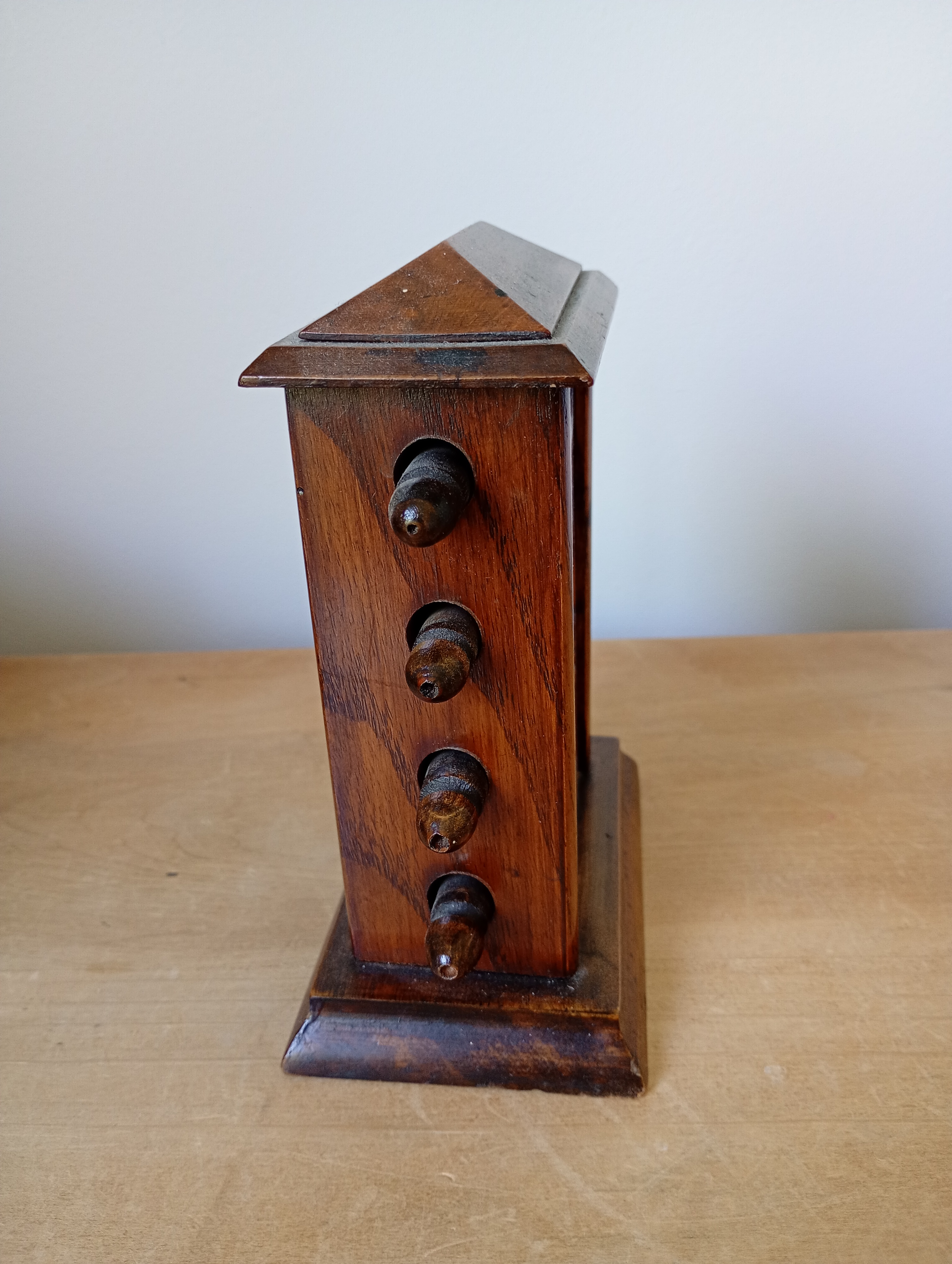 Victorian Oak Perpetual Desk Calendar