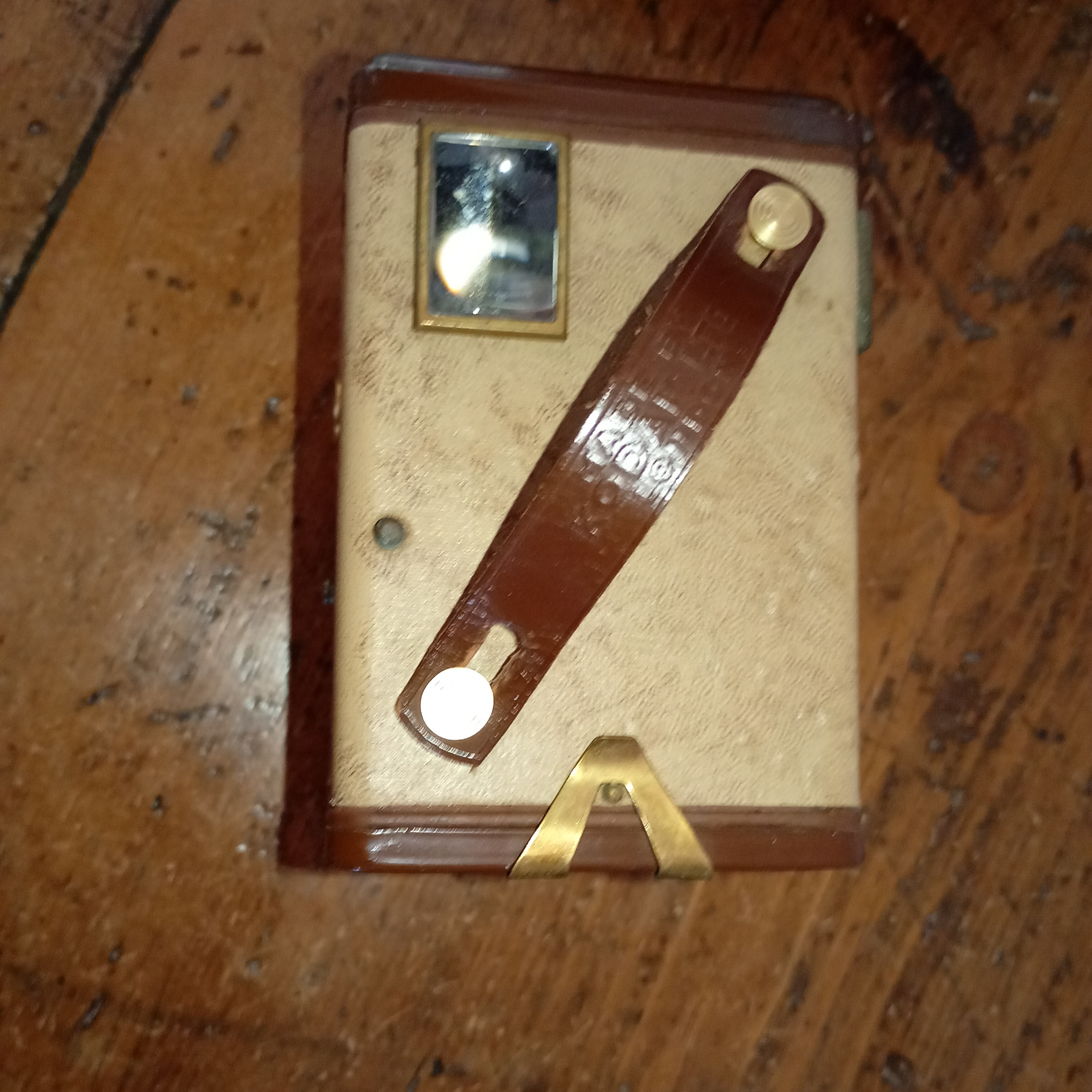 Vintage Kodak Brownie Six-20 Camera