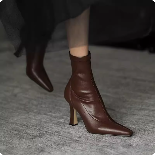 Bottines à talons en cuir marron
