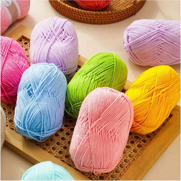 Pelotes de laine colorées