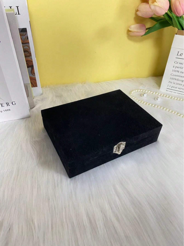 Boîte à bijoux
