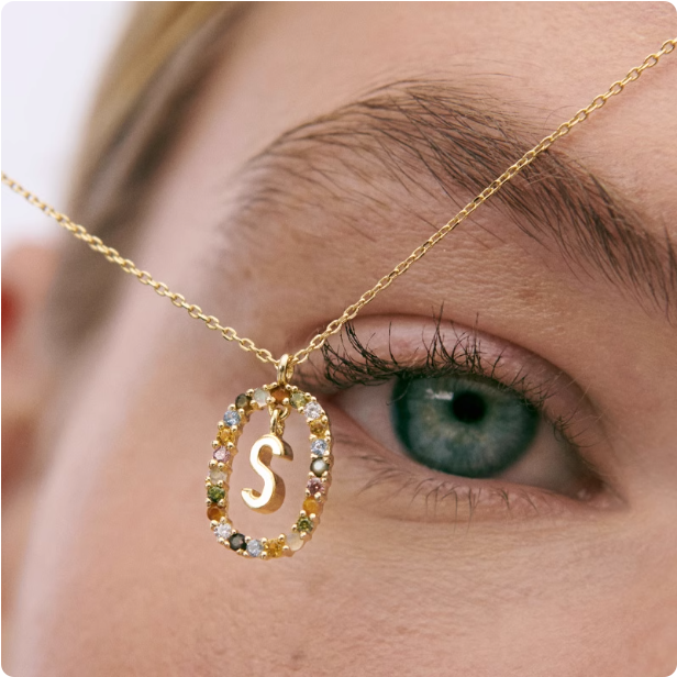 Collier personnalisé avec pendentif initiale