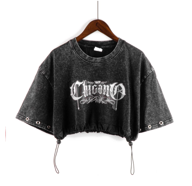 T-shirt court Chicano
