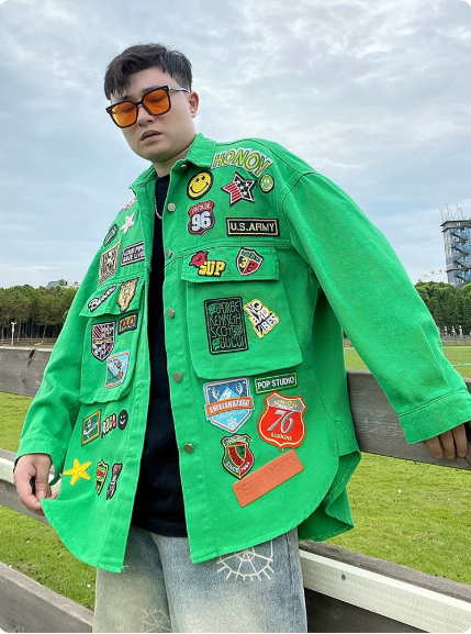 Veste verte à patchs