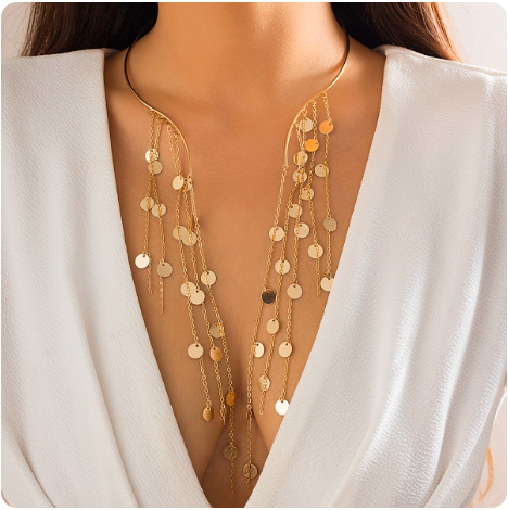 Collier doré à pendentifs ronds