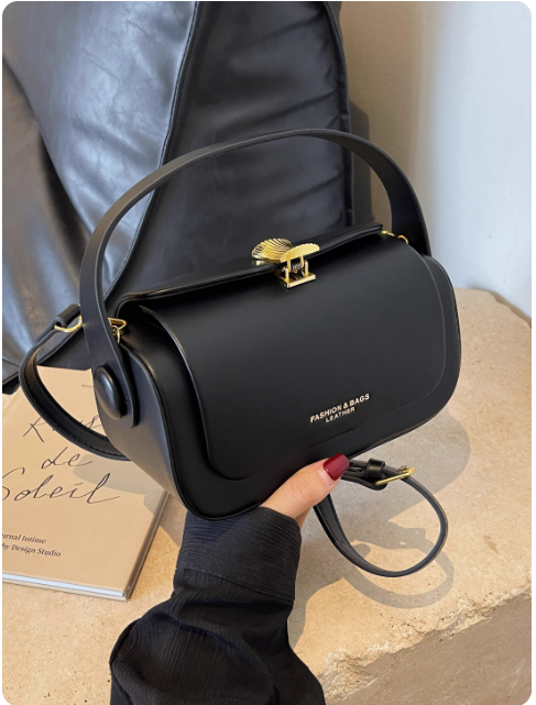 Sac à main noir élégant