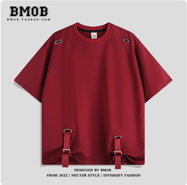 T-shirt oversize rouge avec sangles