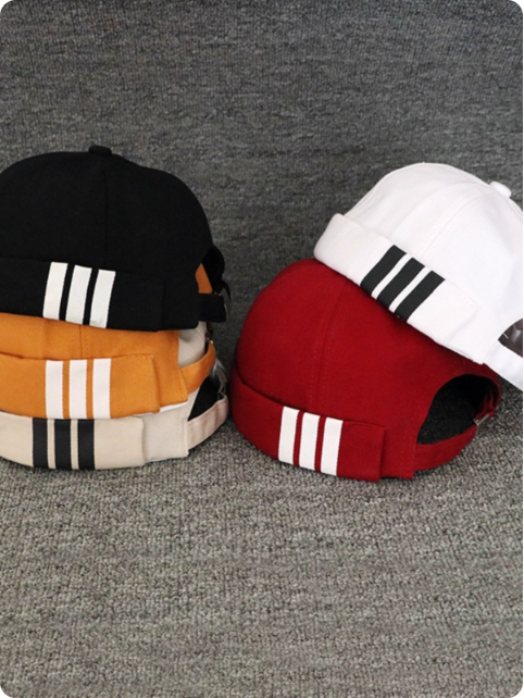 Casquettes tendance à trois bandes