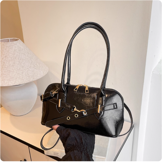Sac à main noir en cuir