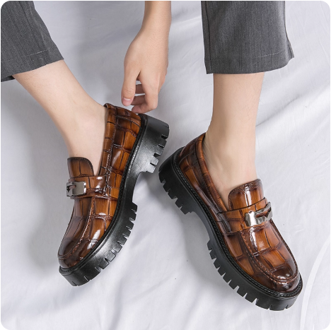 Mocassins en cuir verni pour homme