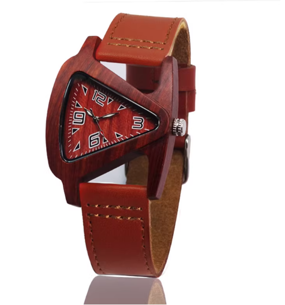 Montre triangle en bois
