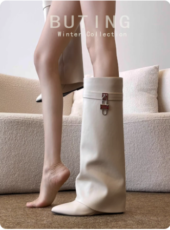 Botte haute en cuir blanc