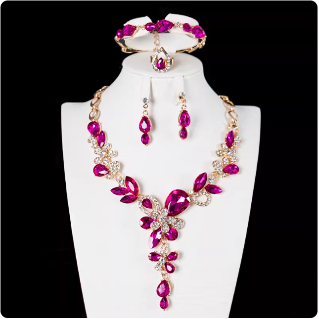 Parure de bijoux en cristal rose